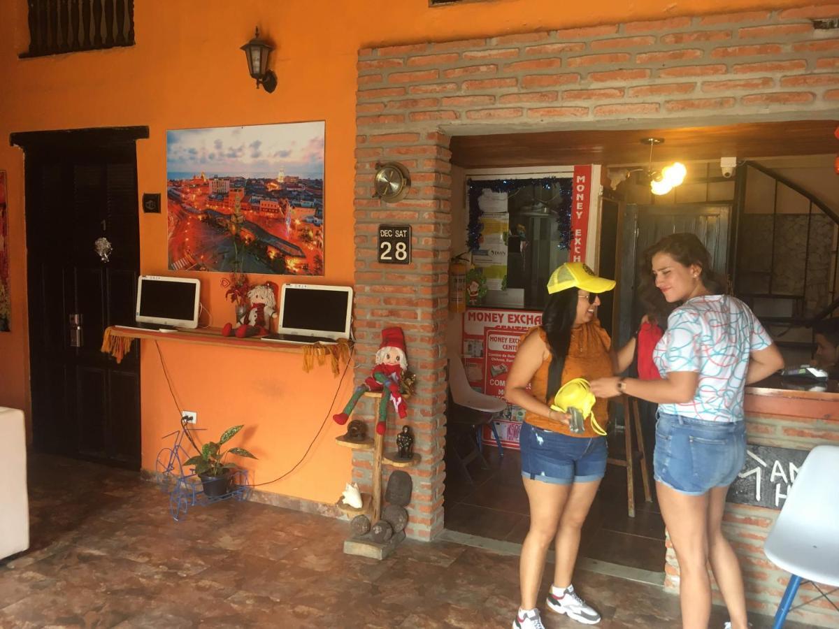 Mama Waldy Hostal *