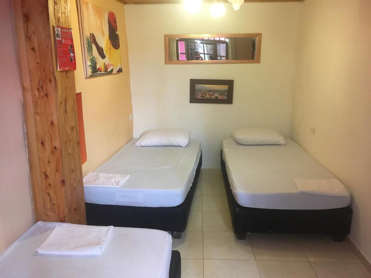 Mama Waldy Hostal Cartagena